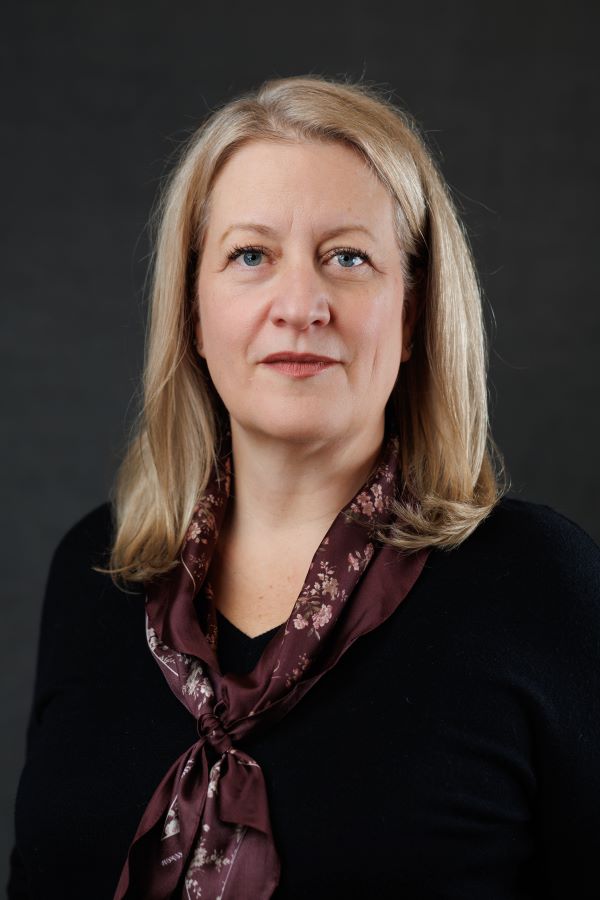 Gillian Bartlett-Esquilant