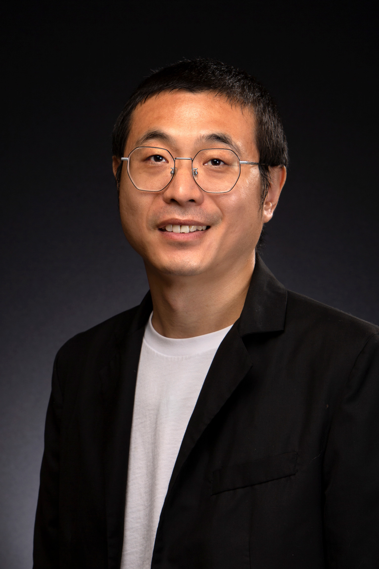 Lei Guo